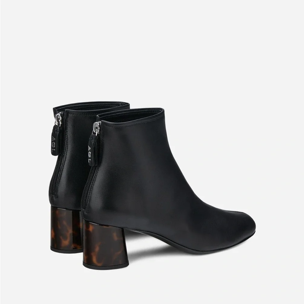 AGL | Veta Precious Leather ankle boot with heel / Size 39.5